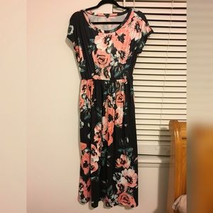 Floral Short Sleeved Midi Dress